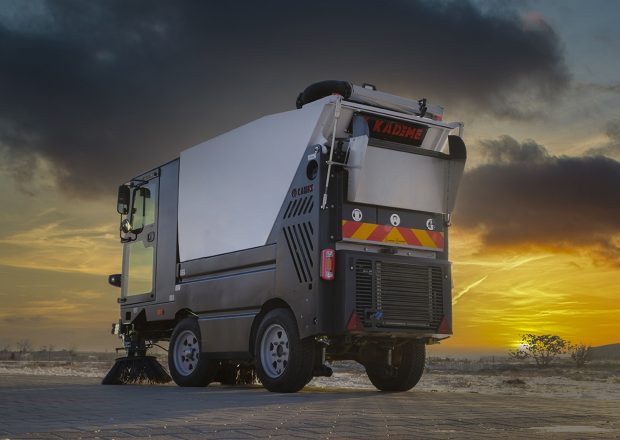 aga-2100-street-sweeper-1