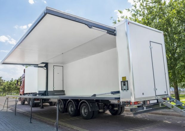 Mobile–Stage