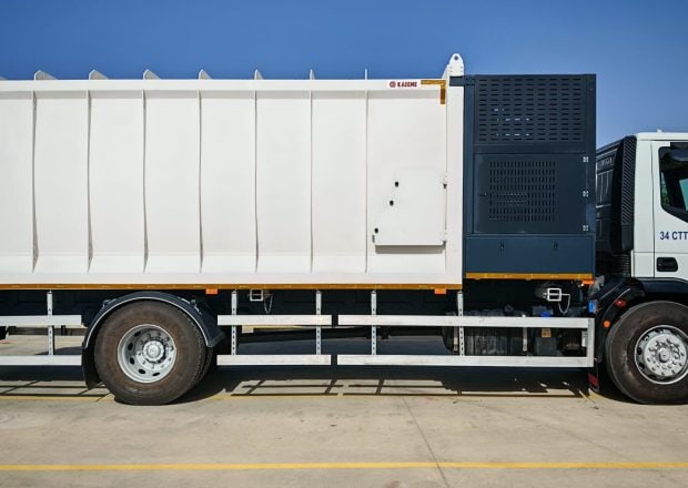 vacuum-tea-collection-machine-side